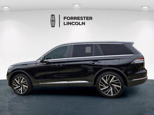 infinite black metallic clearcoat 2026 Lincoln Aviator Reserve AWD