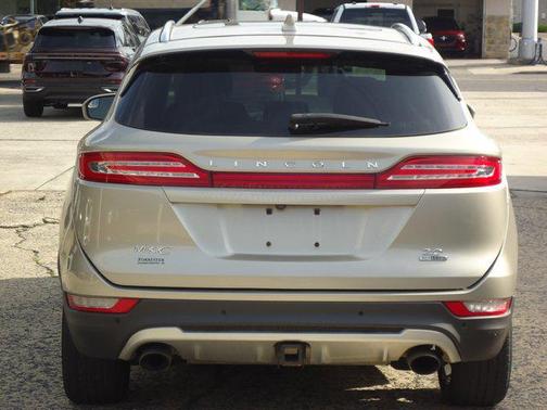 2015 Lincoln MKC Base
