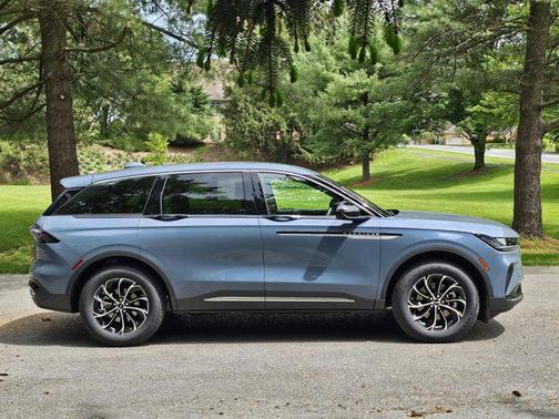 2025 Lincoln Nautilus Premiere