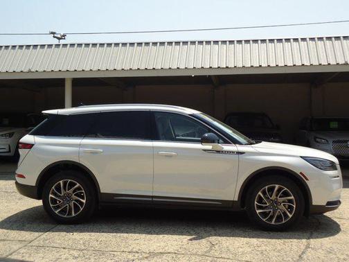 2020 Lincoln Corsair Standard