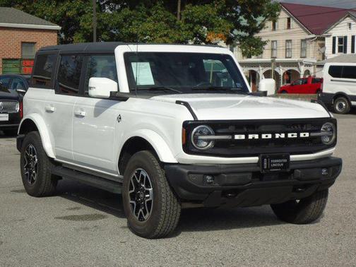 2023 Ford Bronco Outer Banks