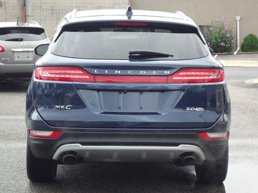 2015 Lincoln MKC Base