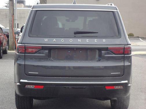 2022 Jeep Wagoneer Series III 4x4