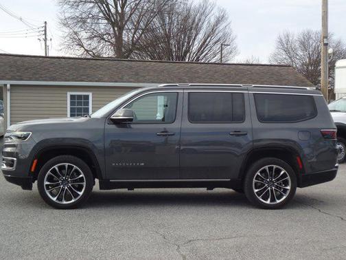 2022 Jeep Wagoneer Series III 4x4