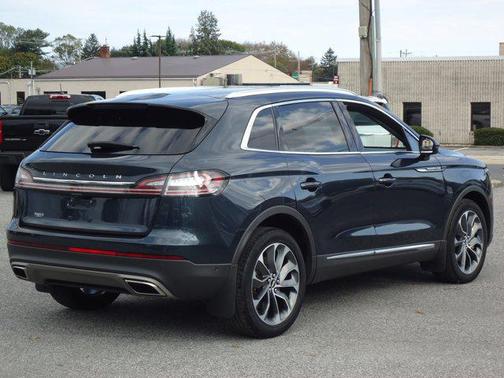 2022 Lincoln Nautilus Reserve