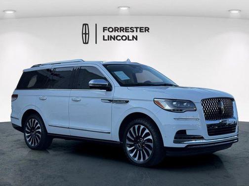 2022 Lincoln Navigator Black Label