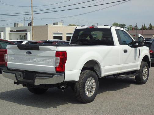 Oxford White 2022 Ford F-250 XL