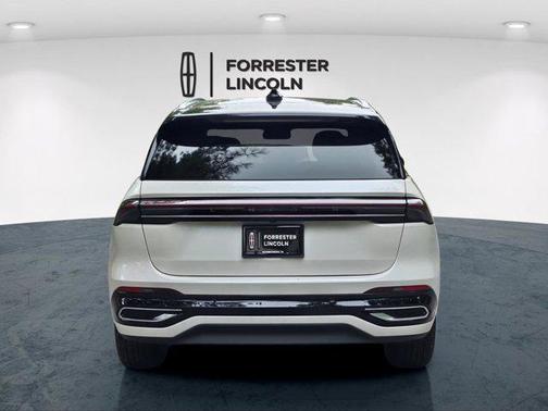 2025 Lincoln Nautilus Black Label