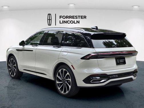 2025 Lincoln Nautilus Black Label