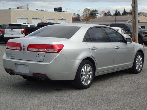 2011 Lincoln MKZ Base