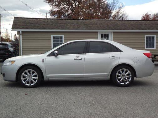 2011 Lincoln MKZ Base