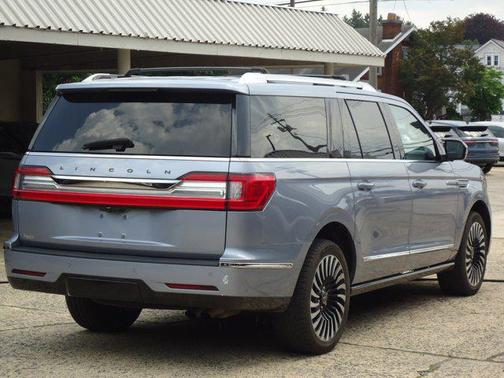2021 Lincoln Navigator Black Label