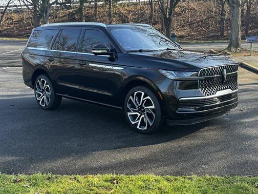2025 Lincoln Navigator Reserve