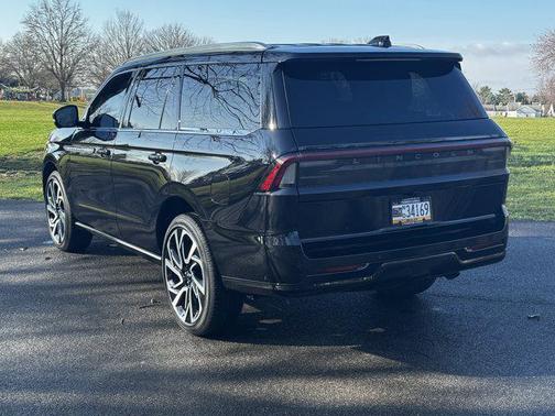 2025 Lincoln Navigator Reserve