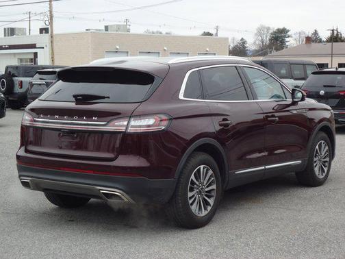 2021 Lincoln Nautilus Standard