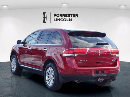 2015 Lincoln MKX Base
