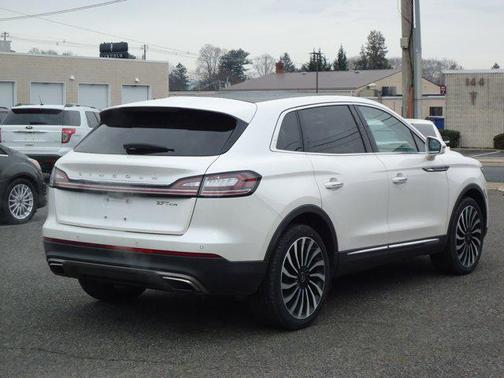 2019 Lincoln Nautilus Black Label