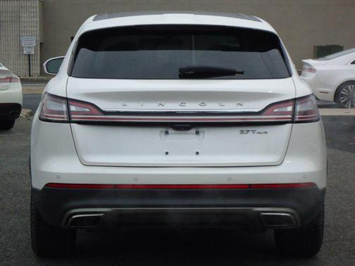 2019 Lincoln Nautilus Black Label