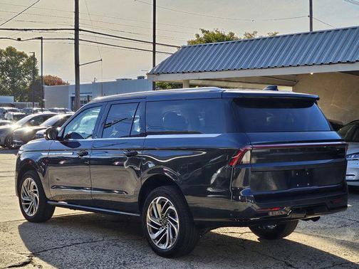 2025 Lincoln Navigator Reserve