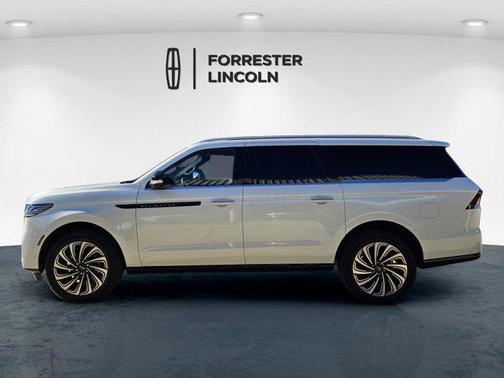 2025 Lincoln Navigator Black Label