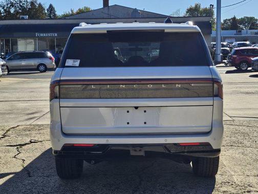 2025 Lincoln Navigator Black Label