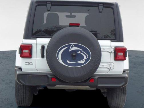 2023 Jeep Wrangler 4-Door Sahara 4x4