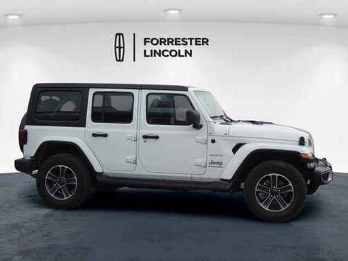 2023 Jeep Wrangler 4-Door Sahara 4x4
