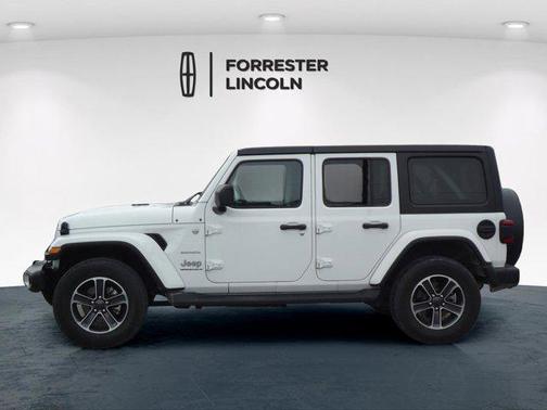 2023 Jeep Wrangler 4-Door Sahara 4x4