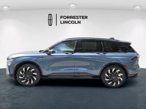 2025 Lincoln Nautilus Reserve