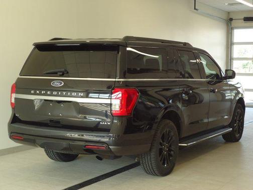 2022 Ford Expedition Max XLT