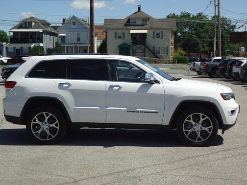 Bright White Clearcoat 2021 Jeep Grand Cherokee Limited