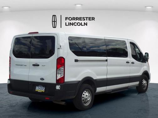Oxford White 2022 Ford Transit-350 XLT
