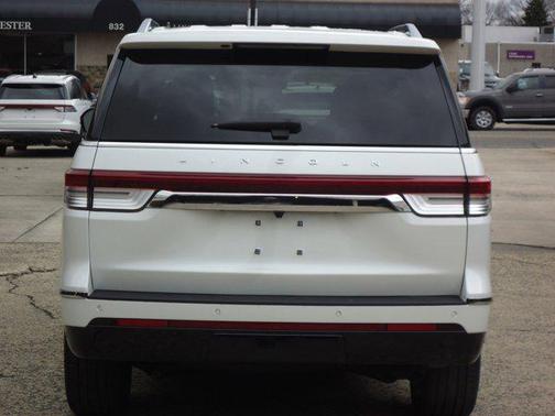 2024 Lincoln Navigator Reserve