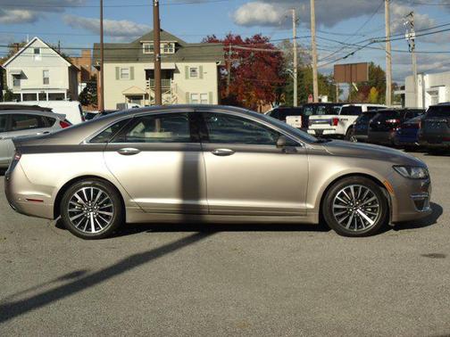 2018 Lincoln MKZ Select