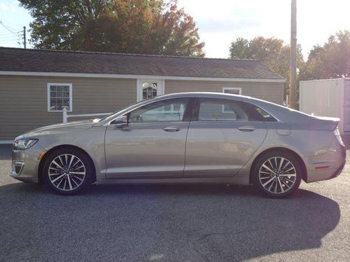 2018 Lincoln MKZ Select