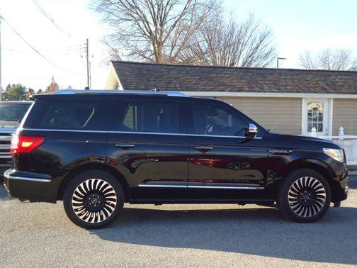 2020 Lincoln Navigator Black Label