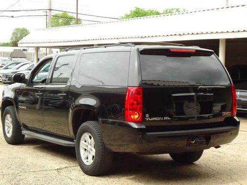 2013 GMC Yukon XL 1500 SLT