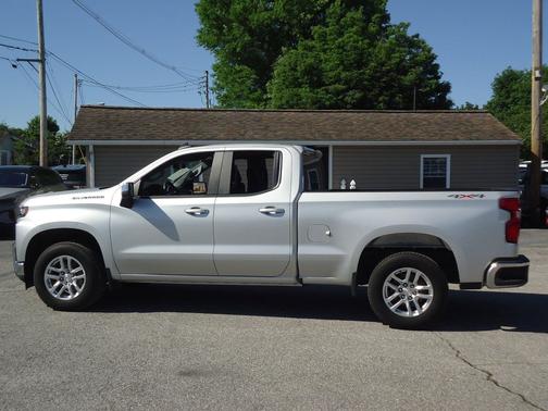 Silver Ice Metallic 2020 Chevrolet Silverado 1500 LT