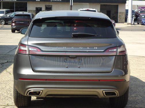2021 Lincoln Nautilus Standard