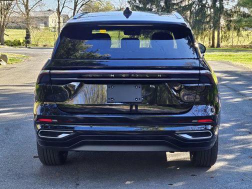 2025 Lincoln Nautilus Black Label