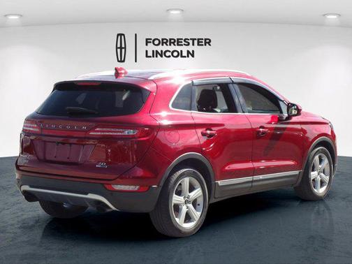 2015 Lincoln MKC Base