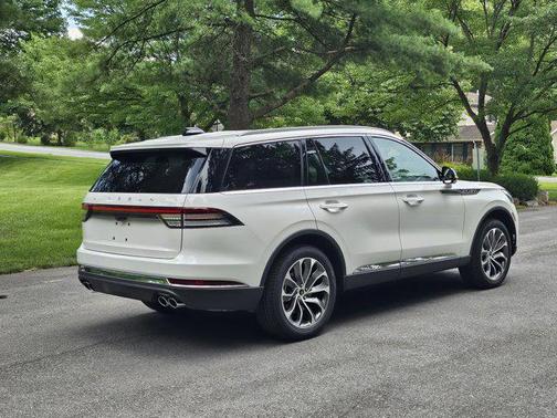 2025 Lincoln Aviator Premiere