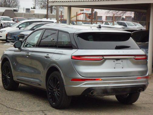 2024 Lincoln Corsair Premiere