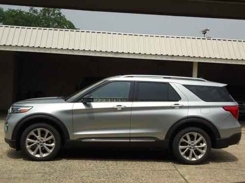 2022 Ford Explorer Platinum