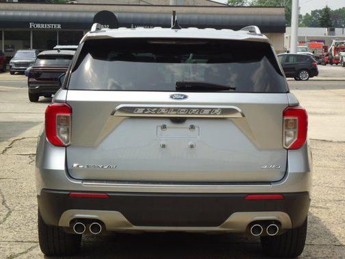 2022 Ford Explorer Platinum