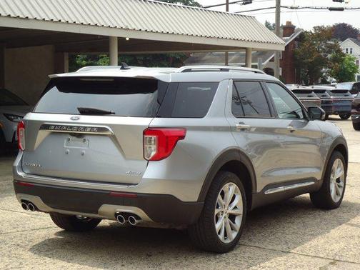 2022 Ford Explorer Platinum