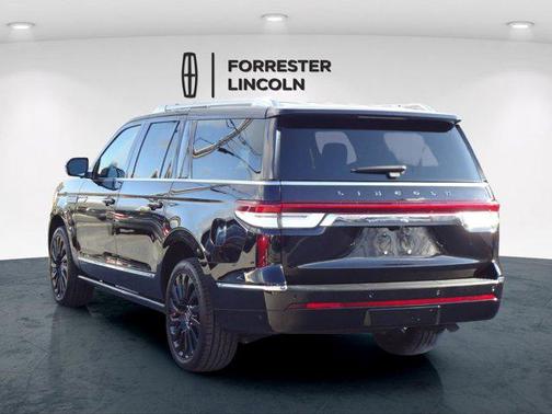 2022 Lincoln Navigator Black Label