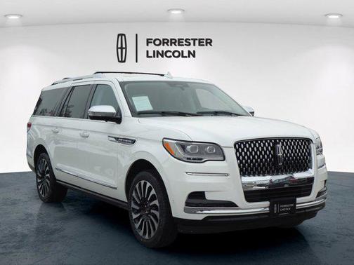 2022 Lincoln Navigator Black Label