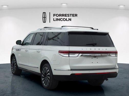 2022 Lincoln Navigator Black Label