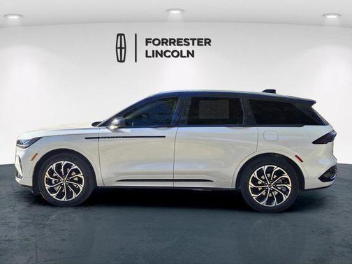 2025 Lincoln Nautilus Reserve